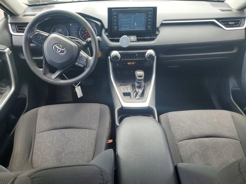 2019 TOYOTA RAV4 XLE 8