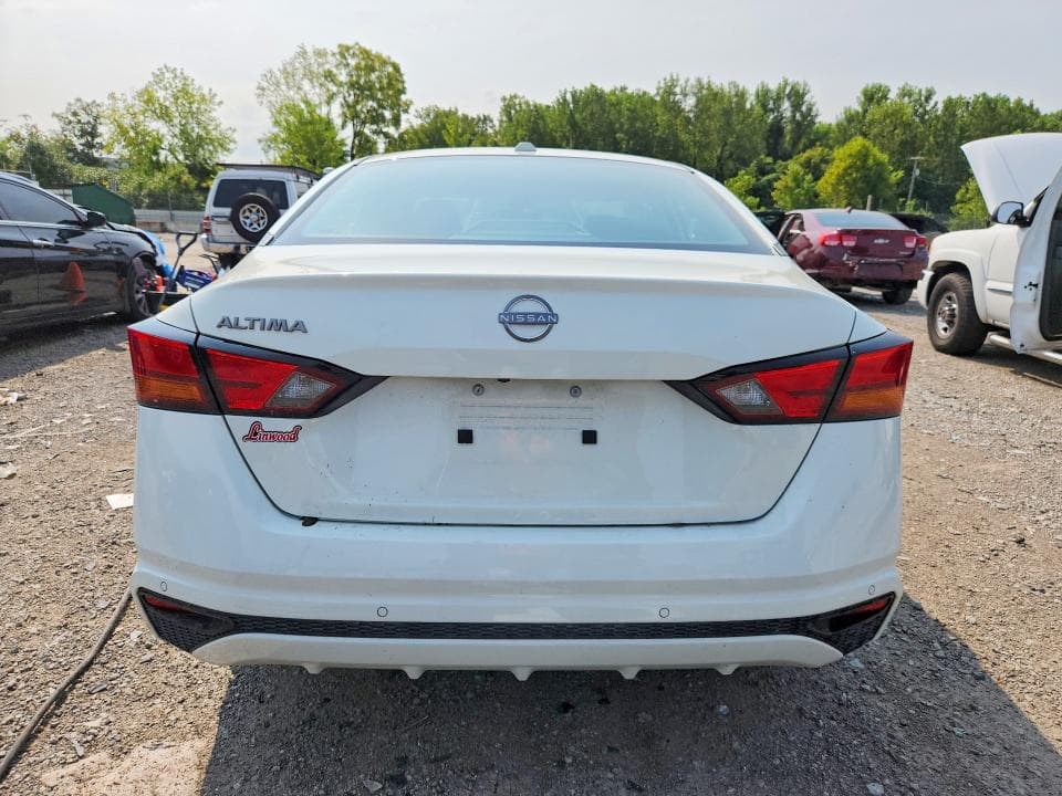 2025 NISSAN ALTIMA SV 6
