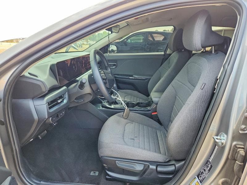 2025 KIA K4 EX 7