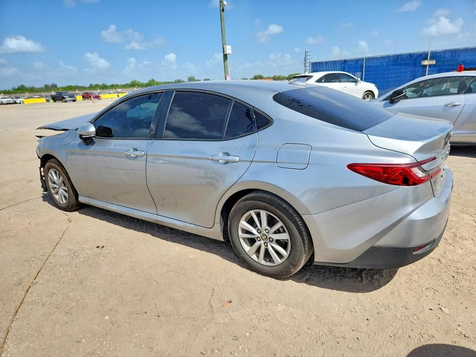 2026 TOYOTA CAMRY LE 2