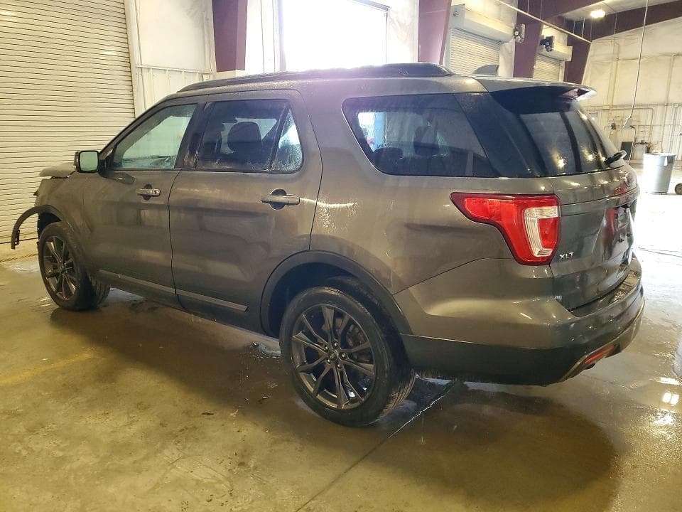 2017 FORD EXPLORER XLT 2