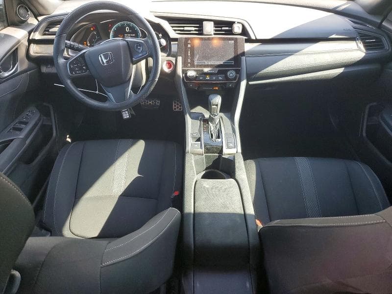 2018 HONDA CIVIC EX 8