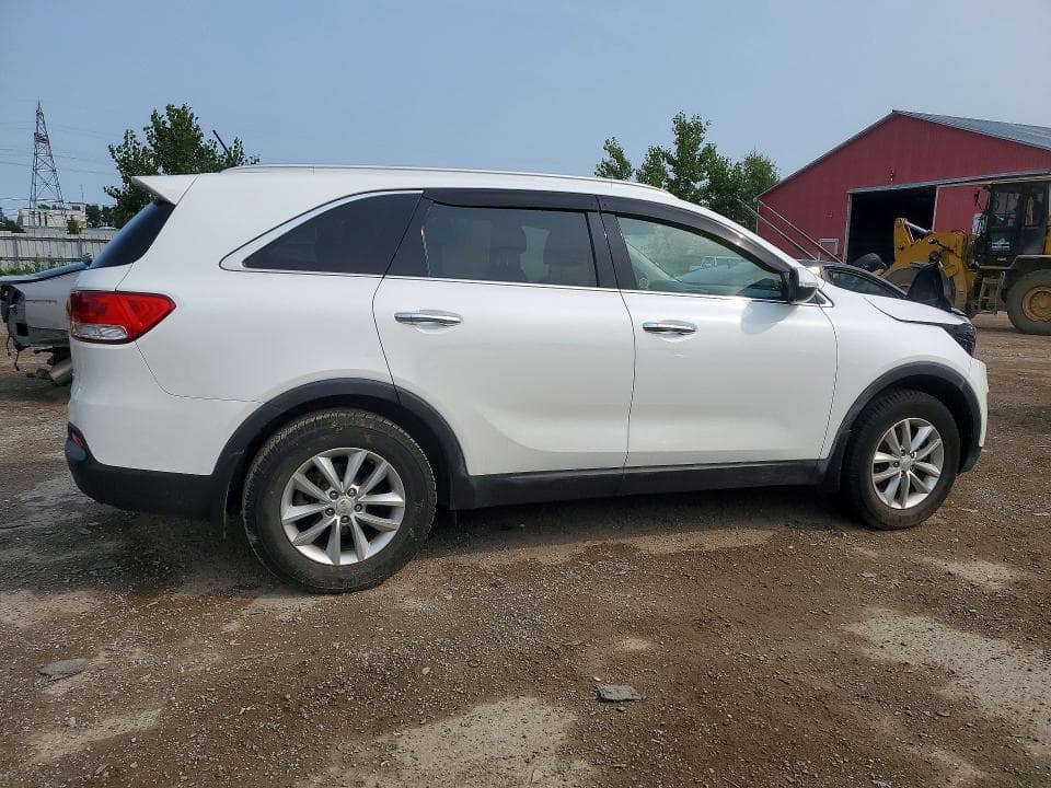 2018 KIA SORENTO LX 3