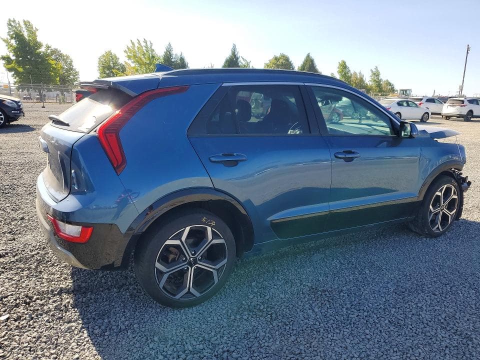 2023 KIA NIRO EX 3