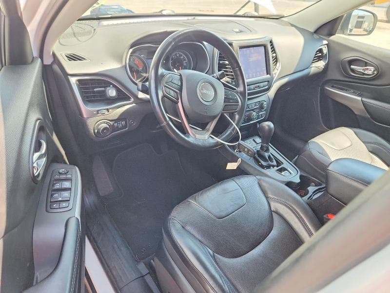 2021 JEEP CHEROKEE LATITUDE LUX 8