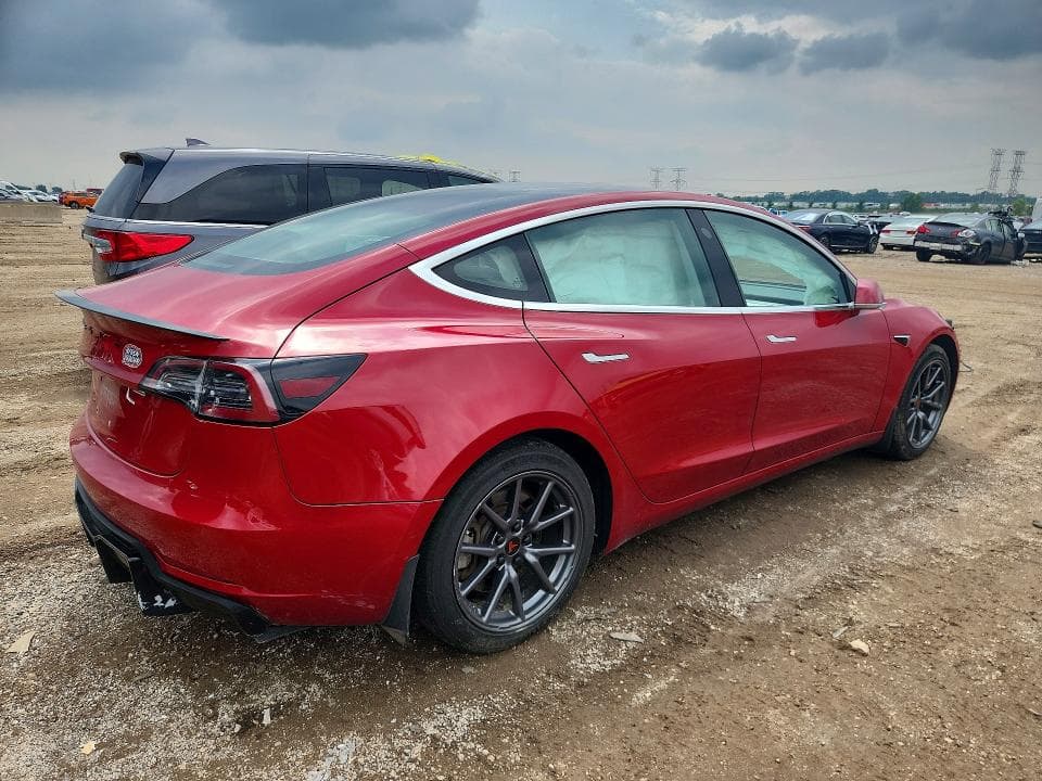 2018 TESLA MODEL 3 3
