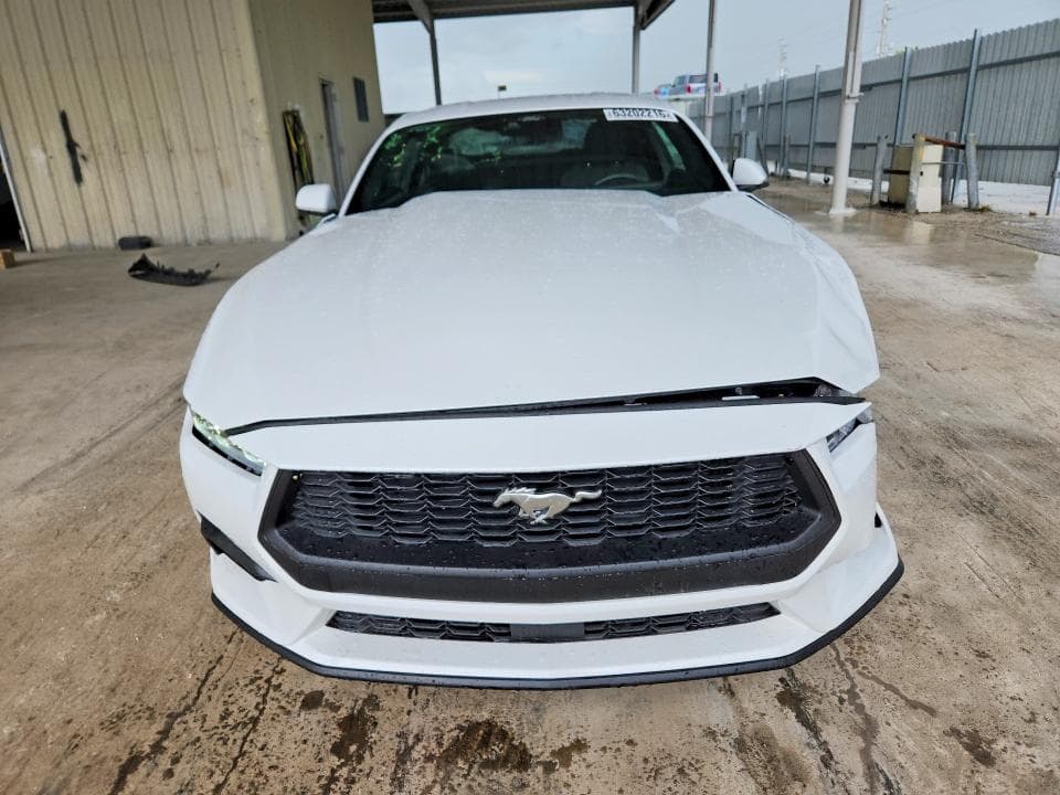 2025 FORD MUSTANG 5