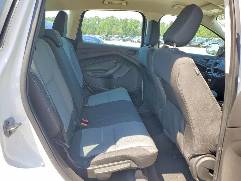 2018 FORD ESCAPE S 11