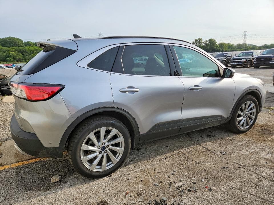 2021 FORD ESCAPE TITANIUM 3