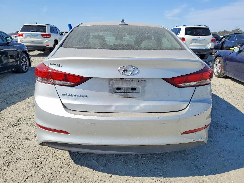 2017 HYUNDAI ELANTRA SE 6