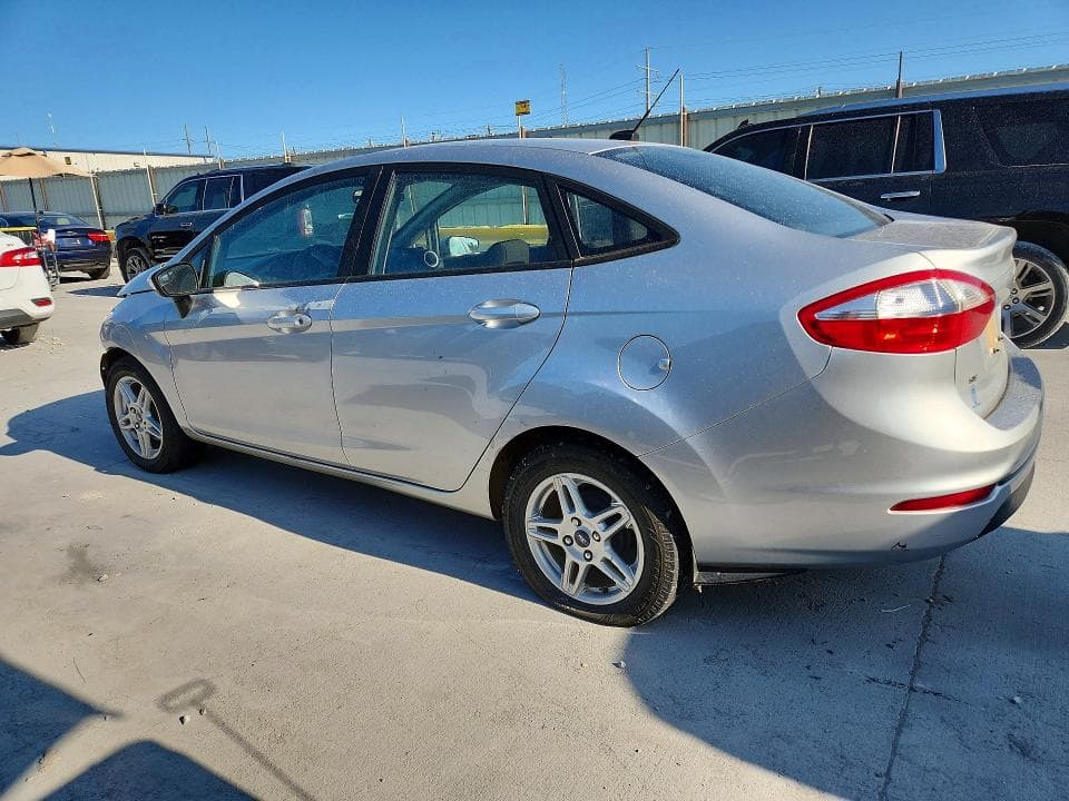 2018 FORD FIESTA SE 2