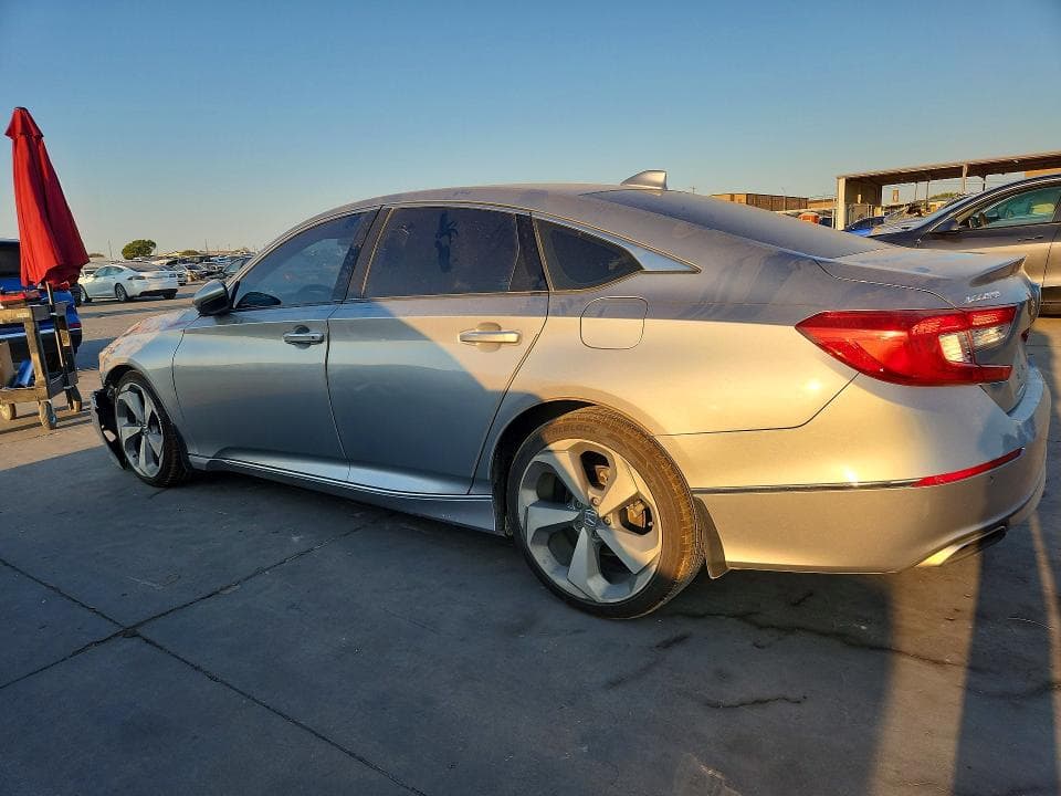 2019 HONDA ACCORD TOURING 2