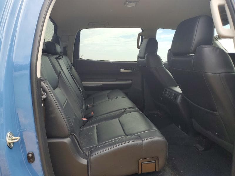 2020 TOYOTA TUNDRA SR5 10