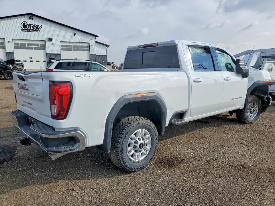 2024 GMC SIERRA K2500 SLE 3