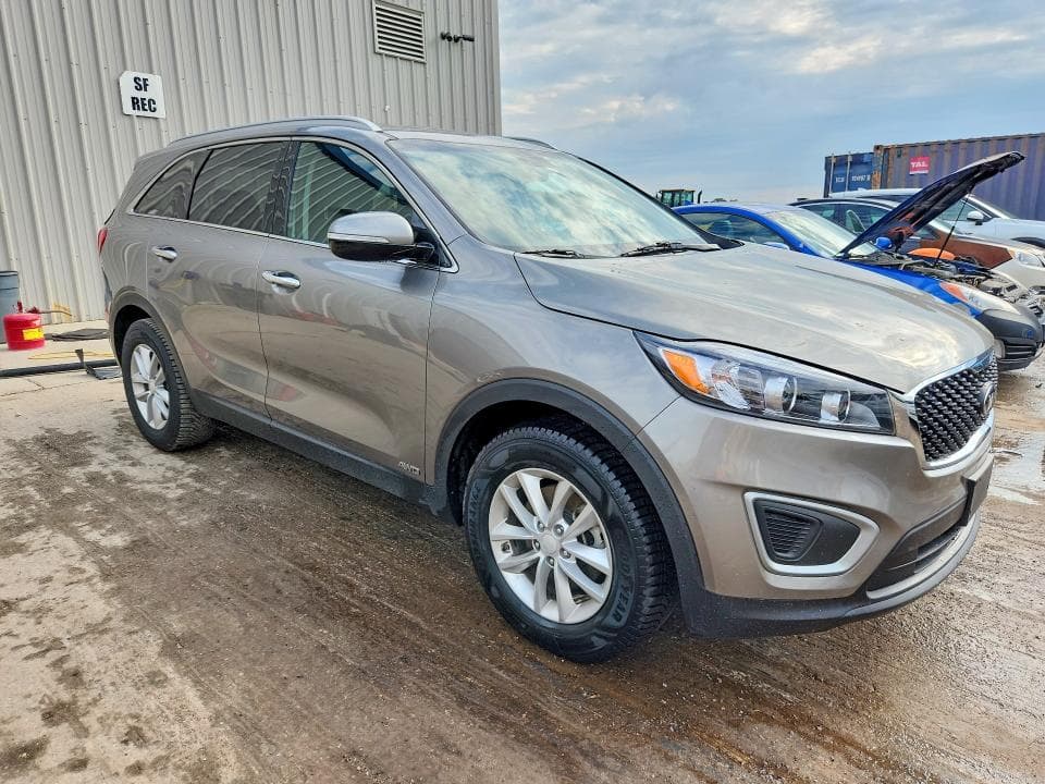 2018 KIA SORENTO LX 4