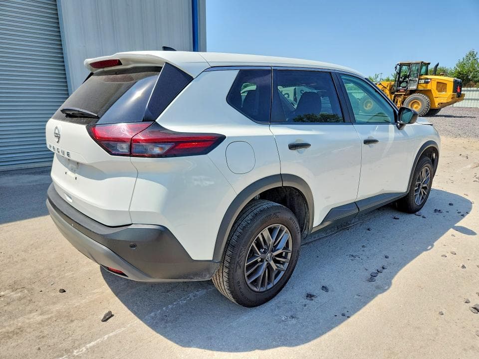 2023 NISSAN ROGUE S 3