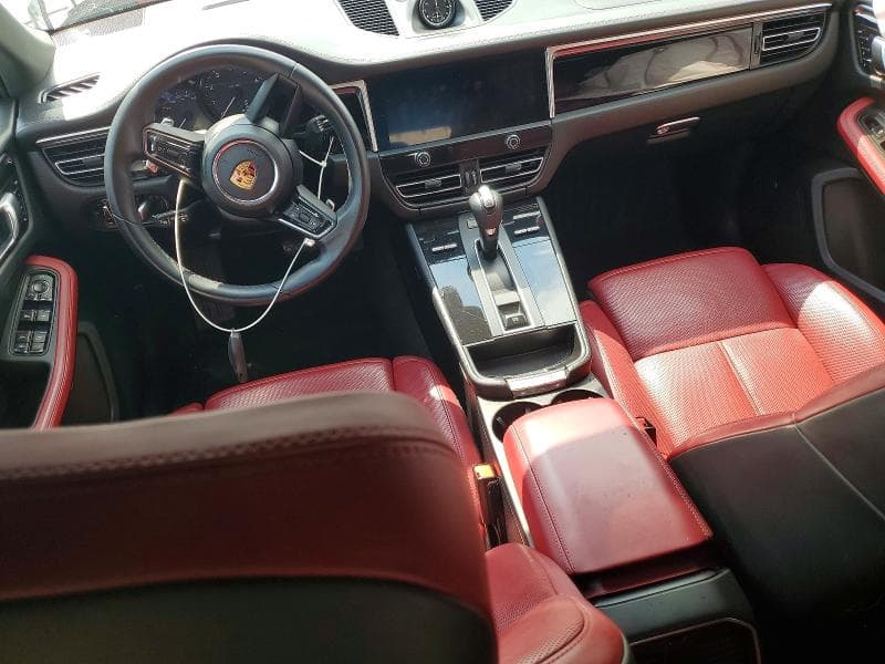 2022 PORSCHE MACAN 8