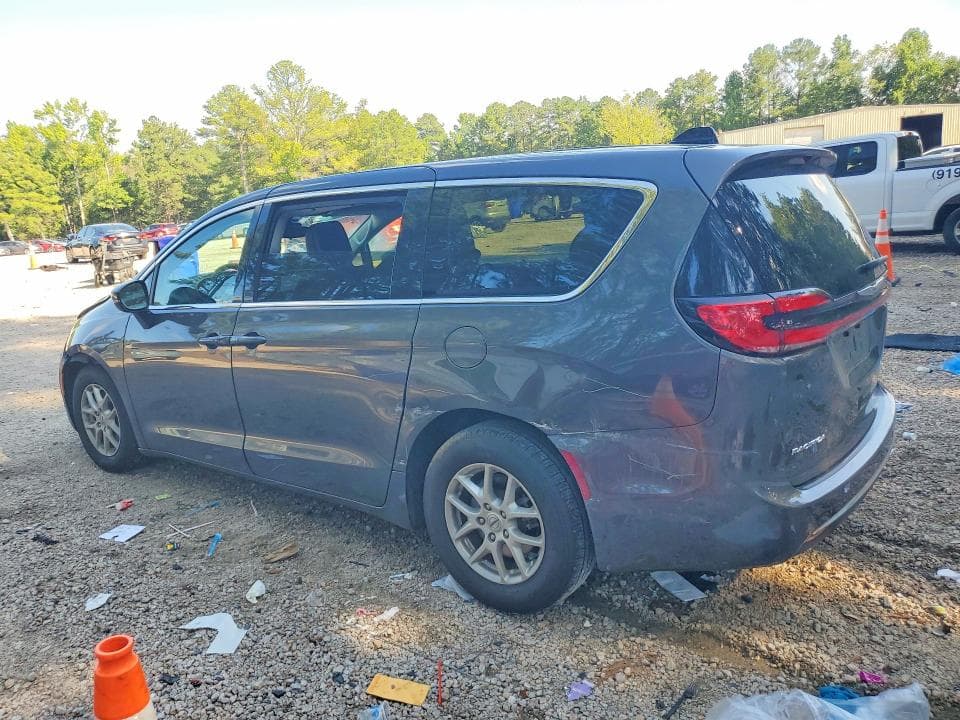 2023 CHRYSLER PACIFICA TOURING L 2