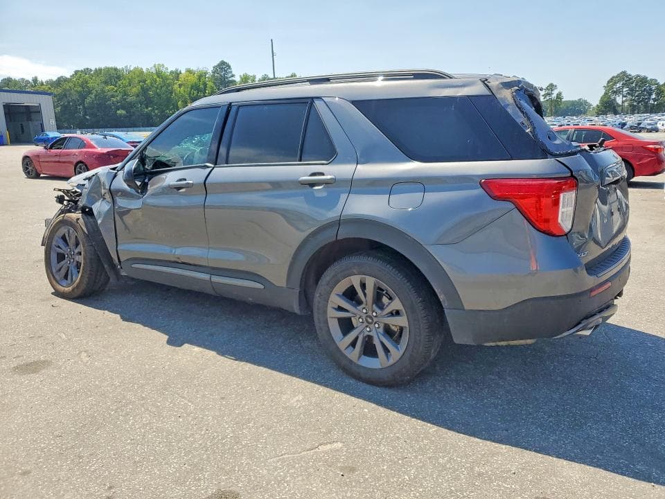2023 FORD EXPLORER XLT 2