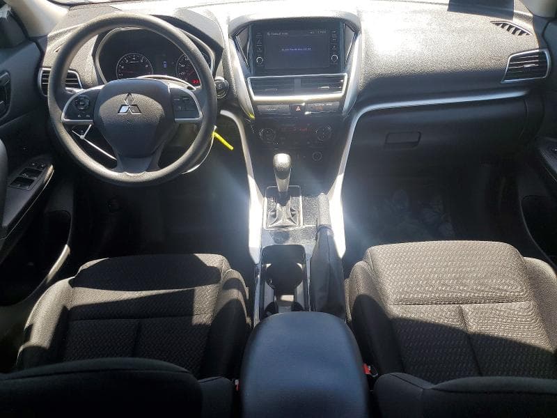 2020 MITSUBISHI ECLIPSE CROSS ES 8
