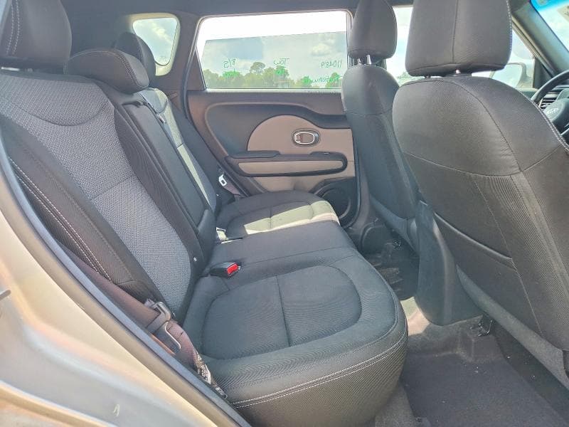 2017 KIA SOUL + 10