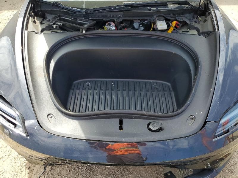 2024 TESLA MODEL 3 11