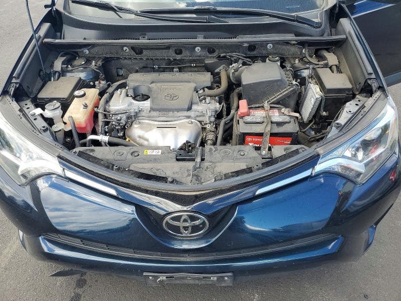 2018 TOYOTA RAV4 LE 11