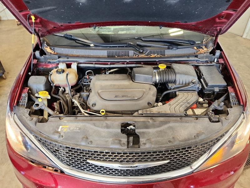 2021 CHRYSLER VOYAGER LXI 12