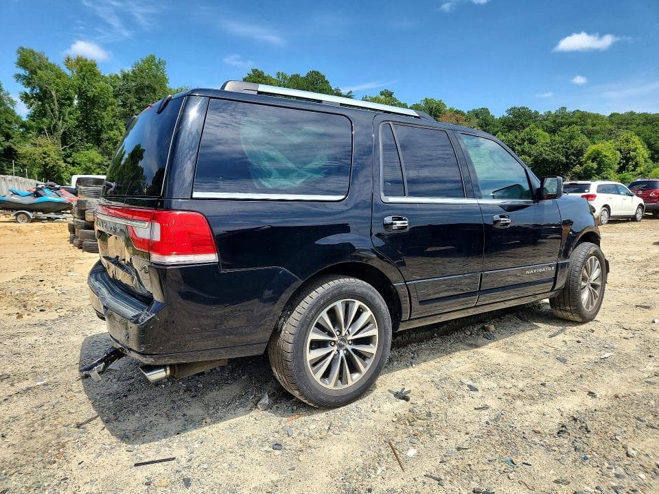 2017 LINCOLN NAVIGATOR SELECT 3