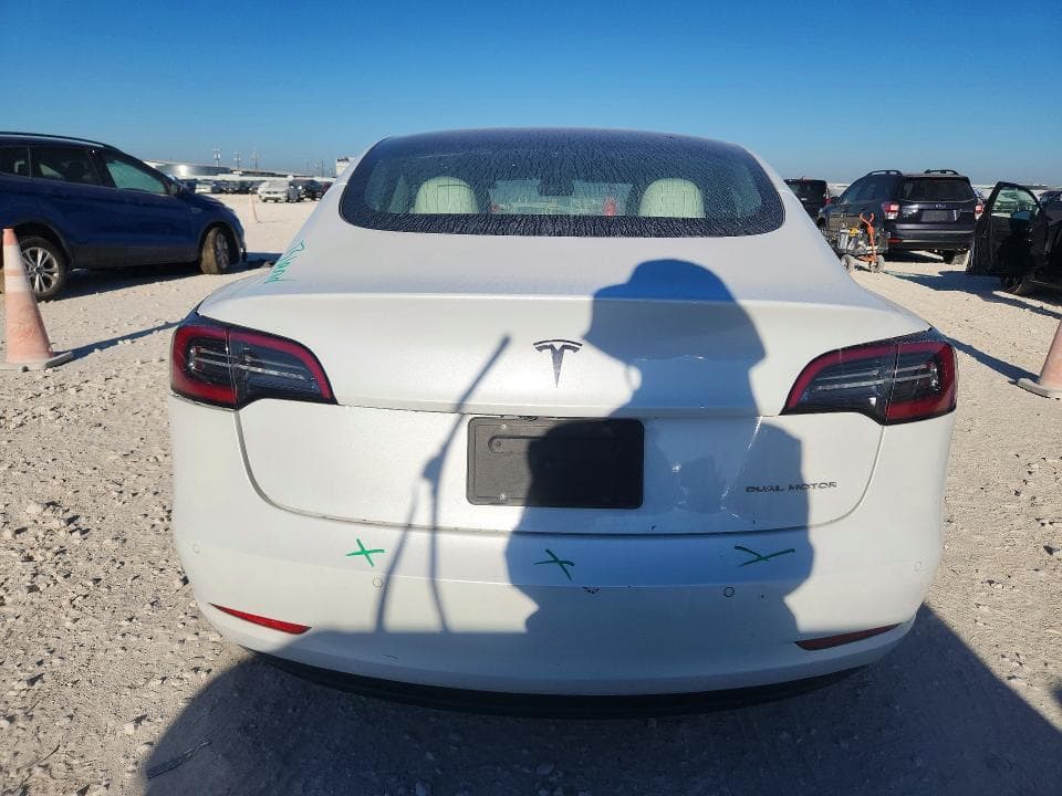 2020 TESLA MODEL 3 6