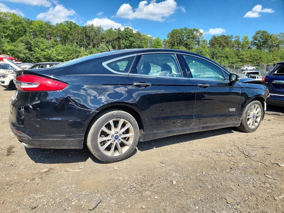 2017 FORD FUSION SE PHEV 3