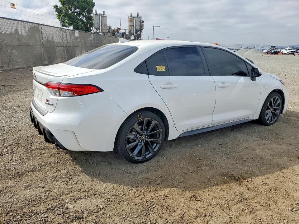 2024 TOYOTA COROLLA HYBRID SE 3