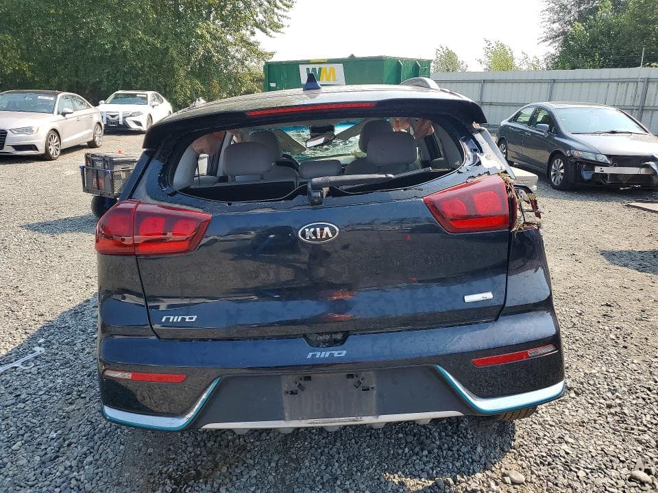 2019 KIA NIRO LX 6