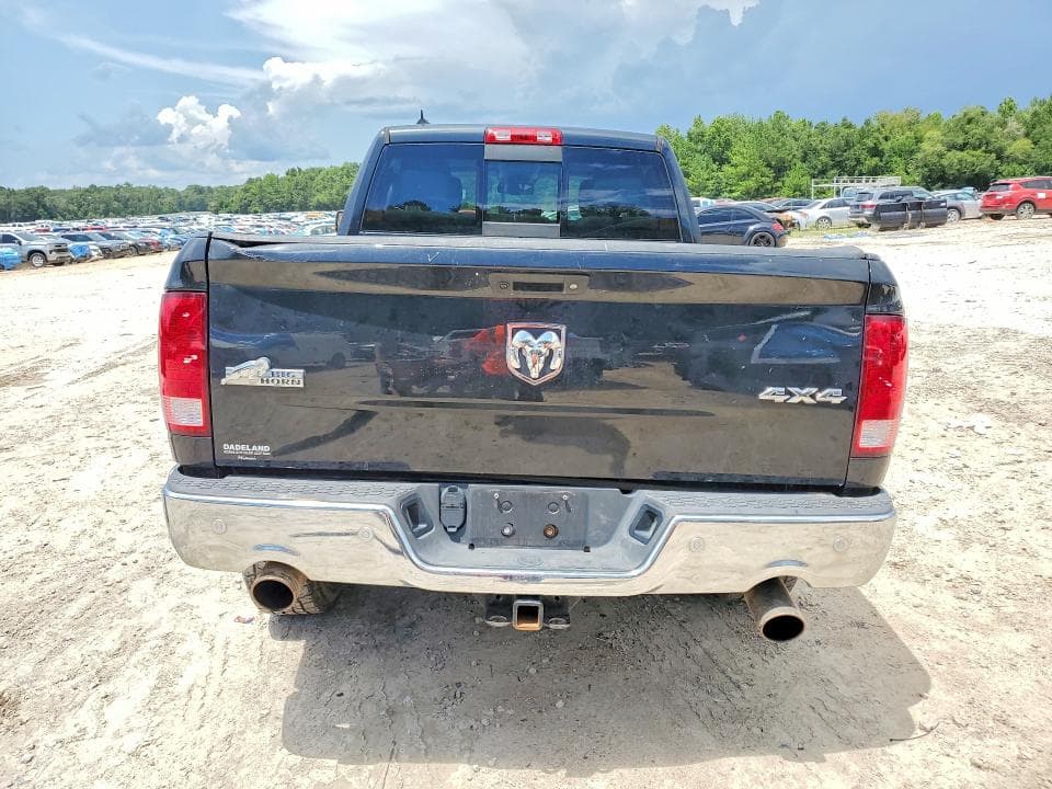2018 RAM 1500 SLT 6