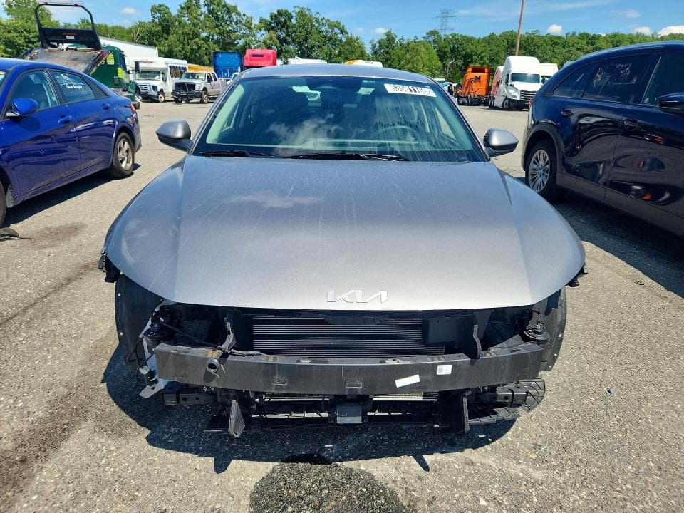 2025 KIA K4 LXS 5