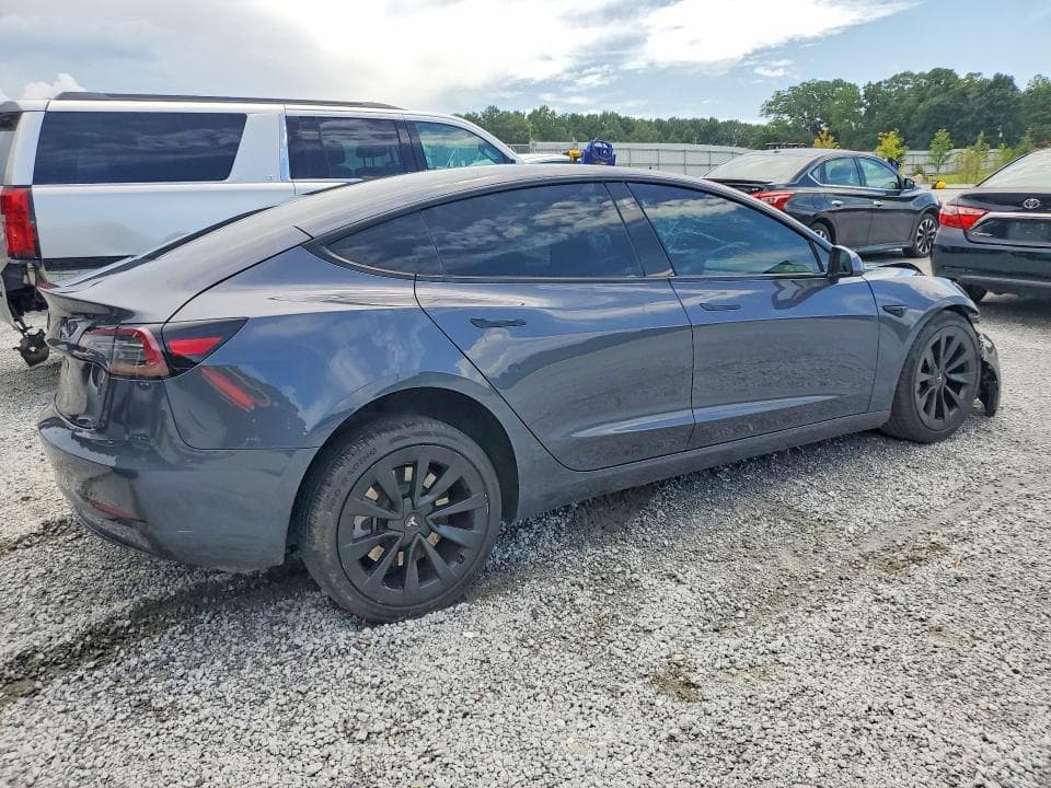 2023 TESLA MODEL 3 3
