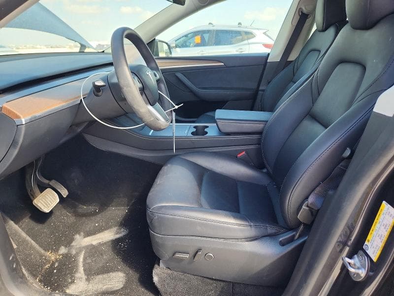 2024 TESLA MODEL Y 7