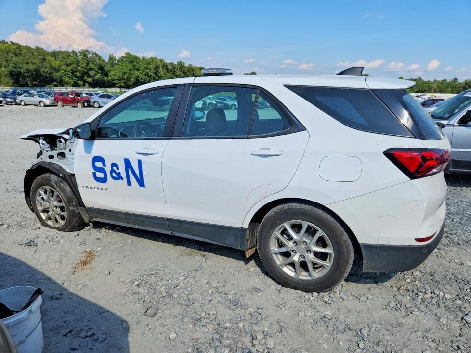 2024 CHEVROLET EQUINOX LS 2