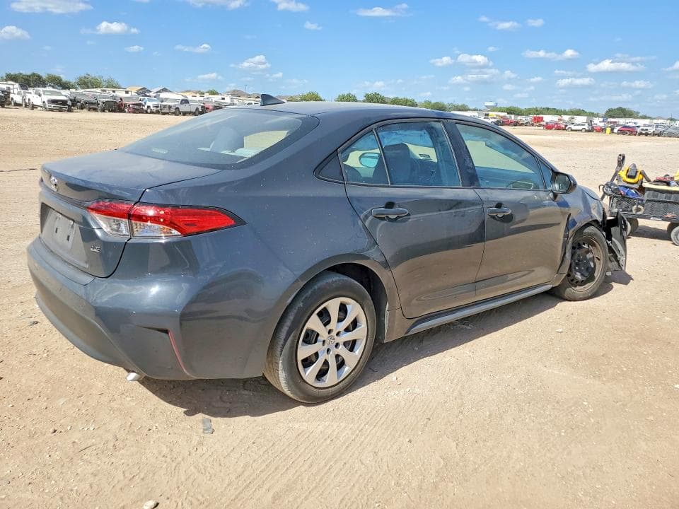 2024 TOYOTA COROLLA LE 3