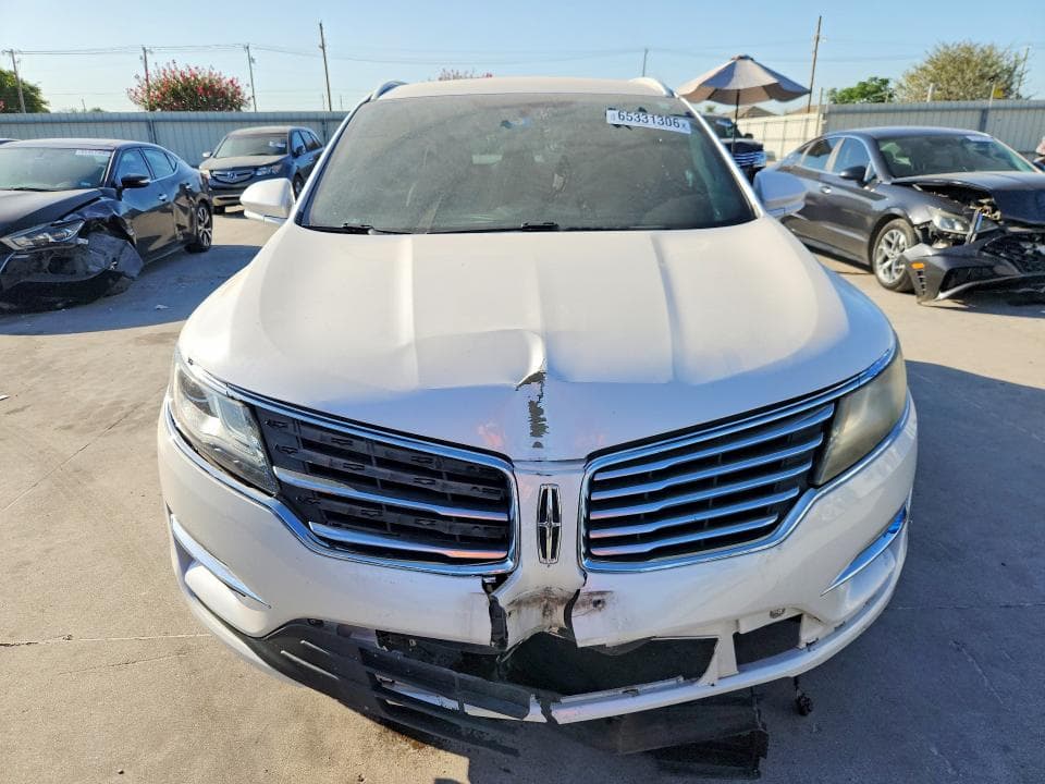 2017 LINCOLN MKC PREMIERE 5