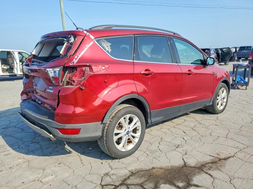 2018 FORD ESCAPE SE 3