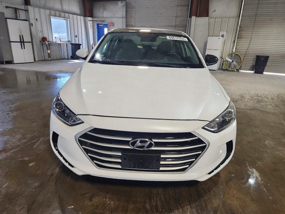 2017 HYUNDAI ELANTRA SE 5