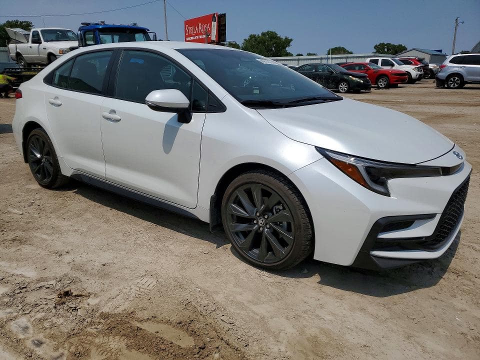 2026 TOYOTA COROLLA SE 4