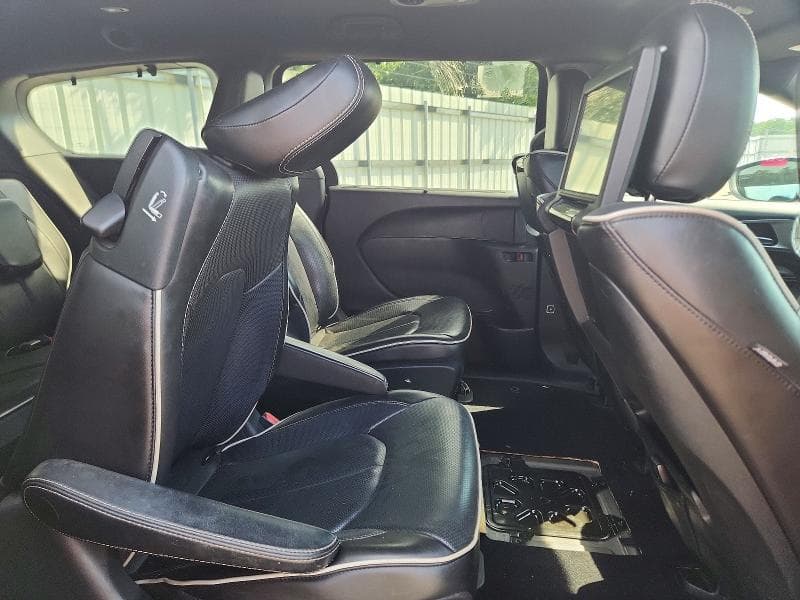 2020 CHRYSLER PACIFICA HYBRID LIMITED 11