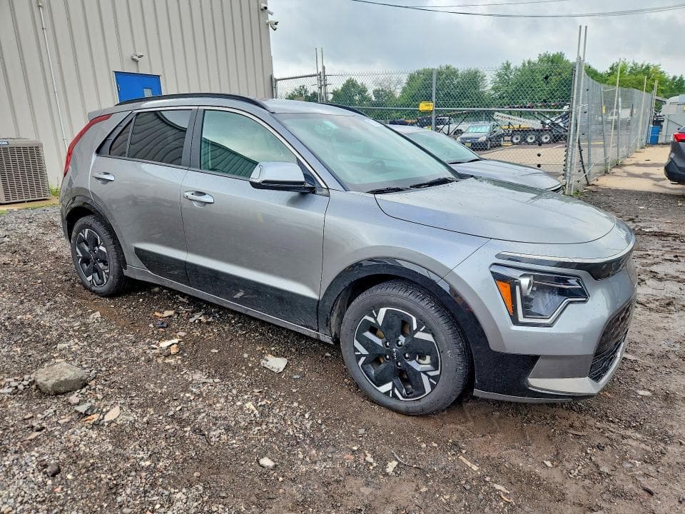 2024 KIA NIRO WIND 4