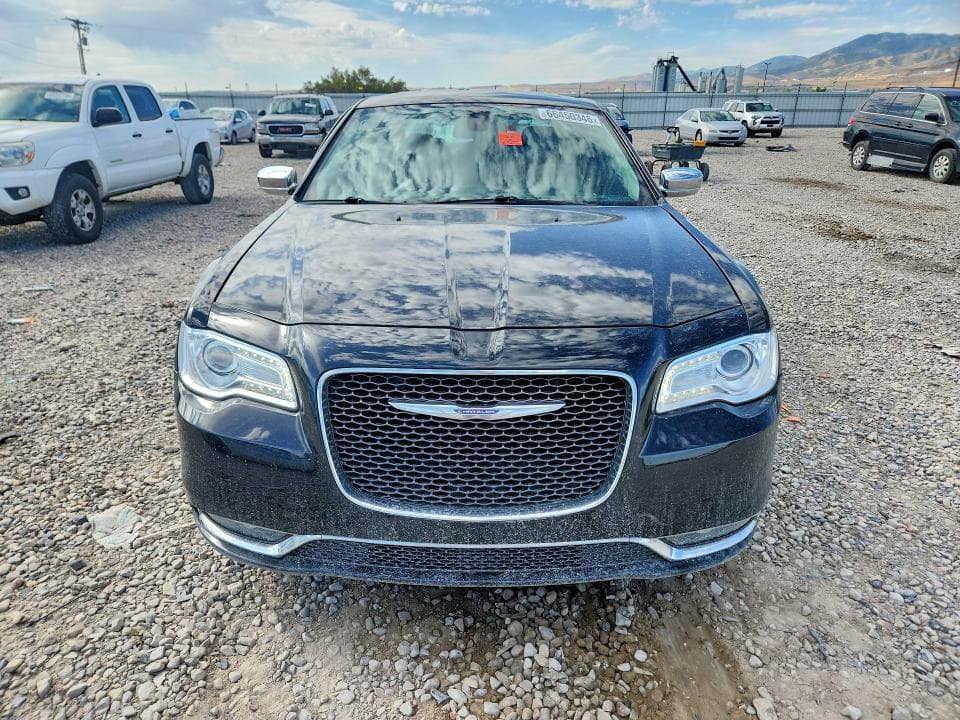 2018 CHRYSLER 300 LIMITED 5