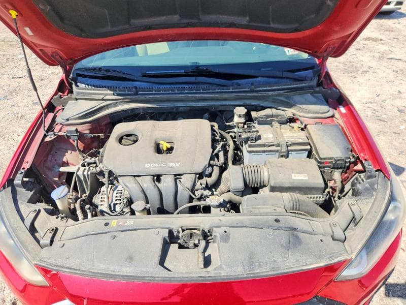 2017 HYUNDAI ELANTRA SE 11