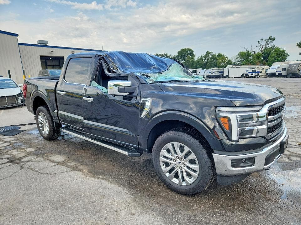 2026 FORD F150 LARIAT 4