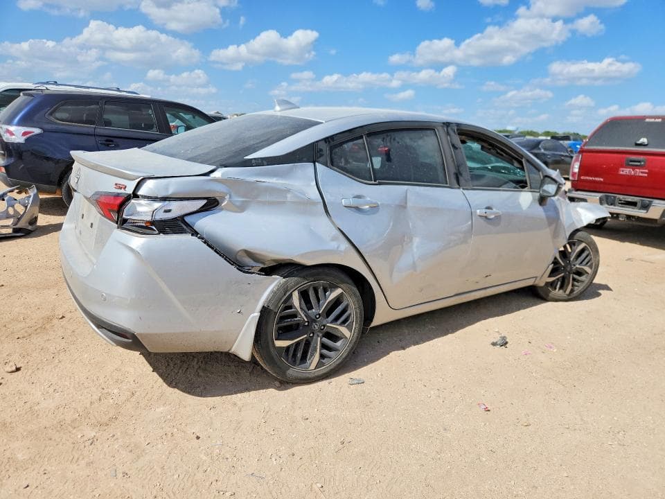 2025 NISSAN VERSA SR 3