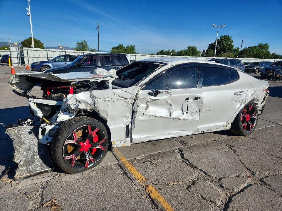 2019 KIA STINGER GT